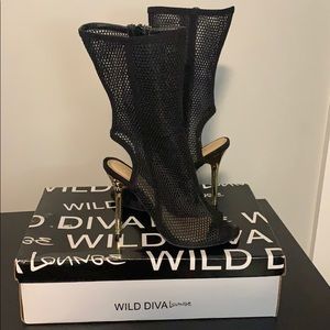 Mesh open toe boot